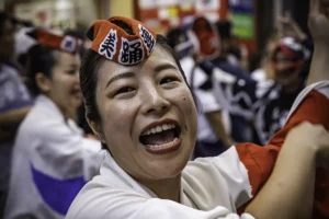 japanese woman smiling